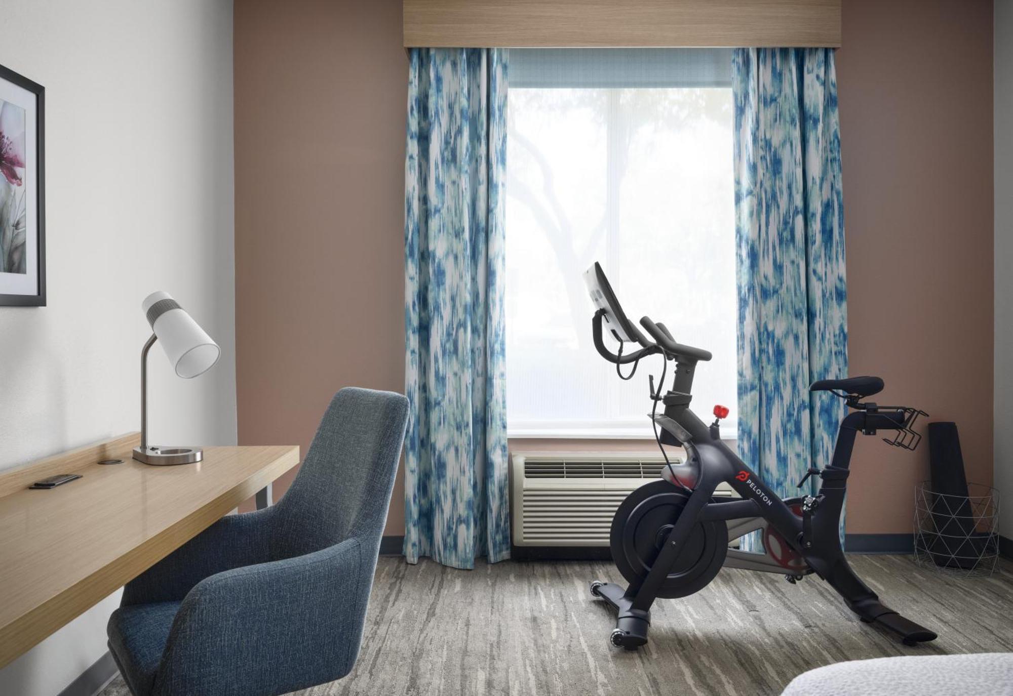 Hilton Garden Inn Tampa East Brandon Mango Екстериор снимка