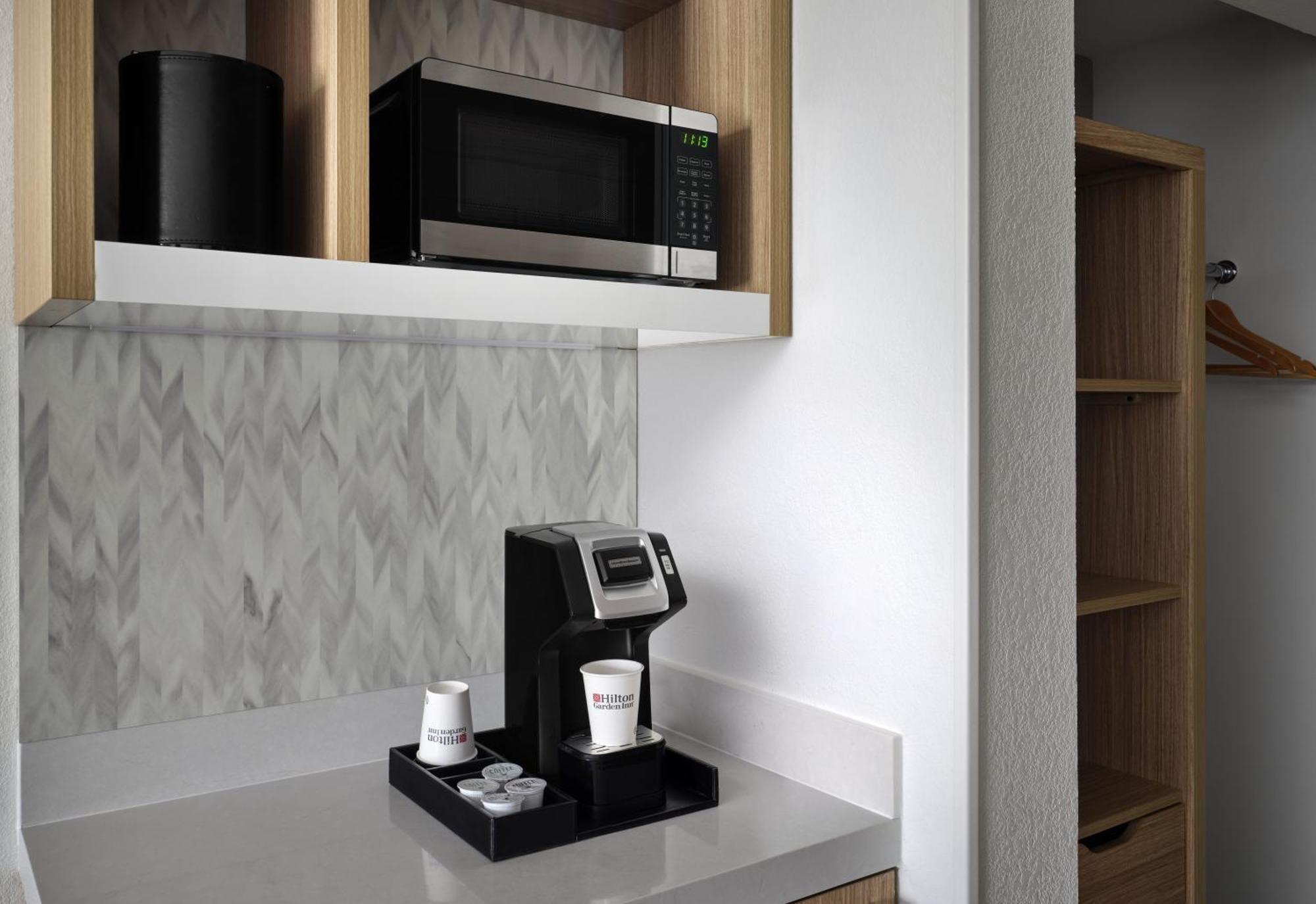 Hilton Garden Inn Tampa East Brandon Mango Екстериор снимка
