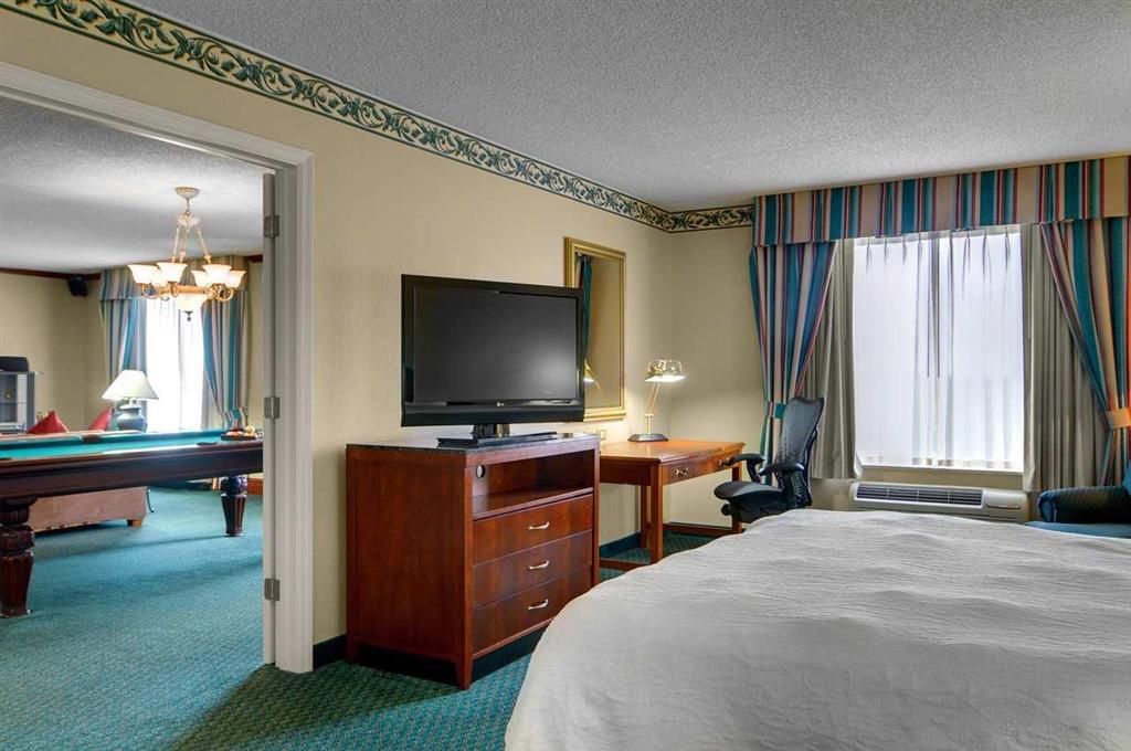Hilton Garden Inn Tampa East Brandon Mango Стая снимка